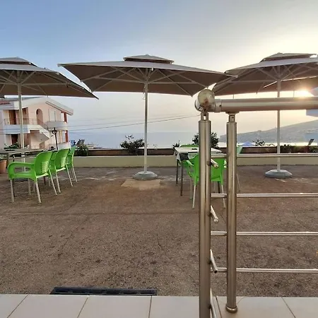 Horizon 4 * Sarande