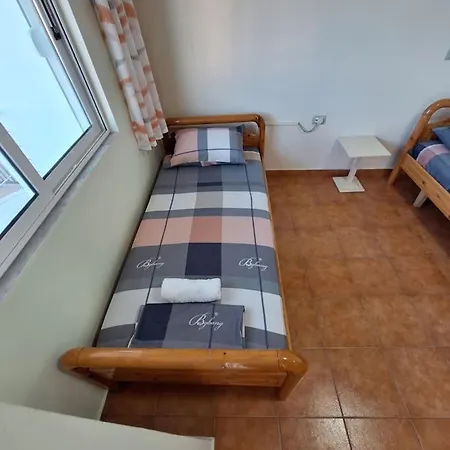 Horizon 4 Apartment