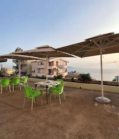 Horizon 4 Apartment *